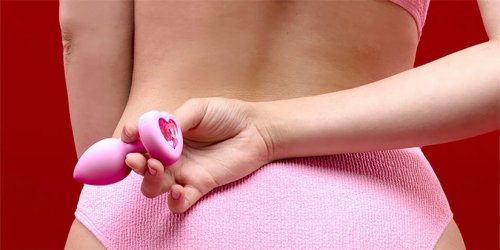 Ask a (S)expert: "Why Does My Butt Plug Keep Falling Out?"