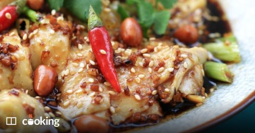 Easy spicy Sichuan poached chicken recipe (kou shui ji)