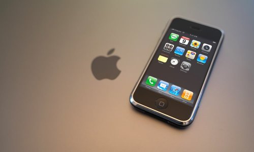 Five Ways the First iPhone Was a Remarkably Innovative Device