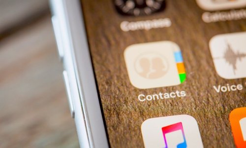 How to Manage Your Contacts on iPhone