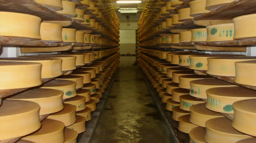 Hundreds Of Feet Below Missouri Sits A 1.4-Billion-Pound Store Of "Government Cheese"