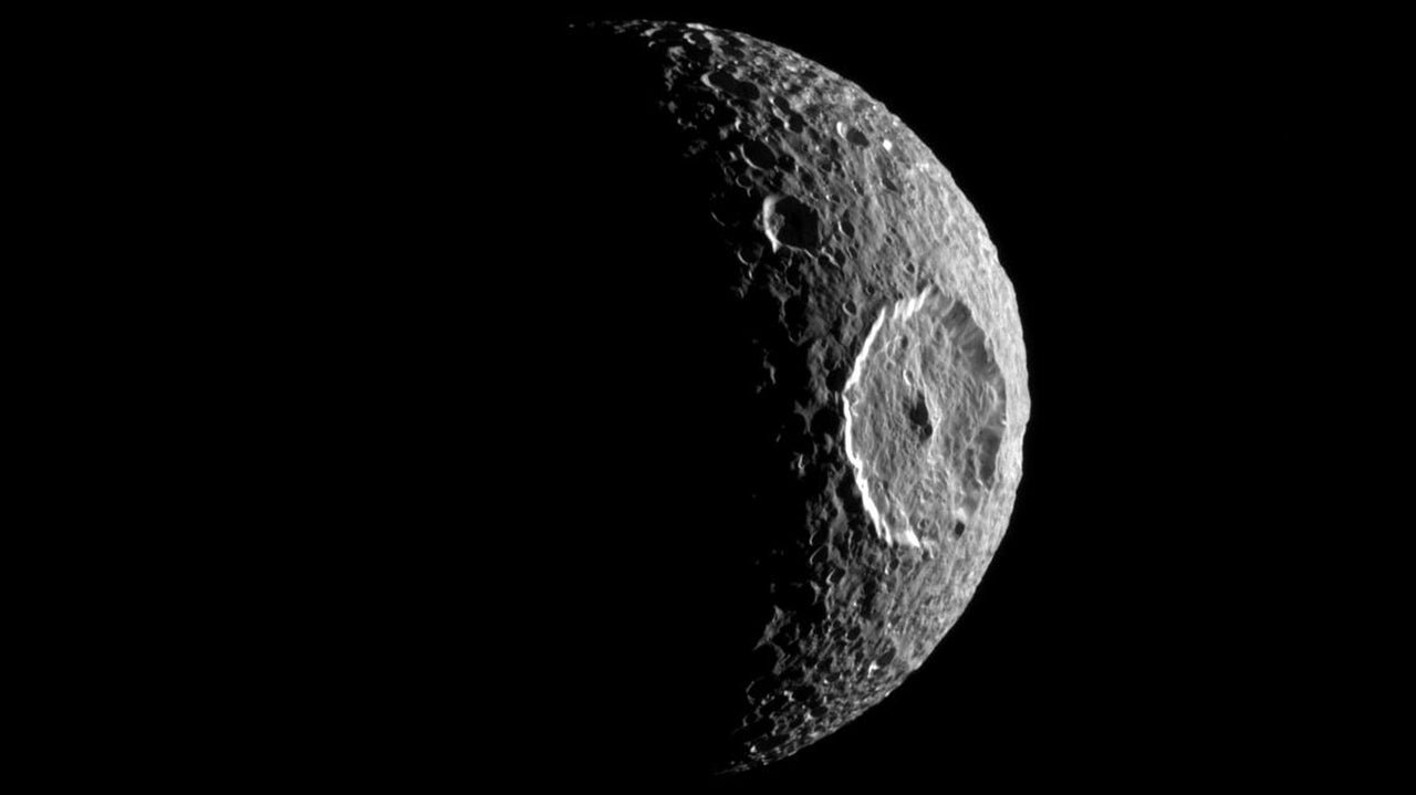 Saturn's Death Star Moon May Be a 'Stealth' Ocean World in Disguise