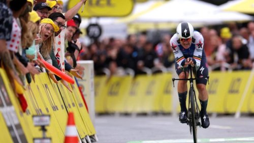 Tour de France: Lampaert holt Gelbes Trikot, Pogacar glänzt