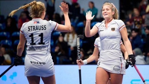 Hockey-Frauen starten mit Kantersieg in Hallen-EM