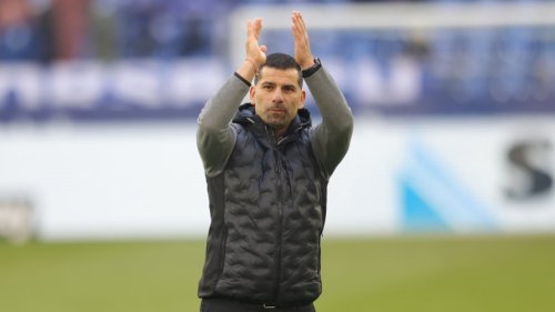 Ex-Schalke-Coach soll Liga-Konkurrent Lautern retten