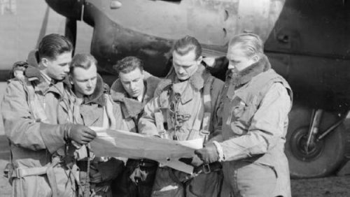 From across the sea, search for links to Wollongong war hero Ronald Bryant
