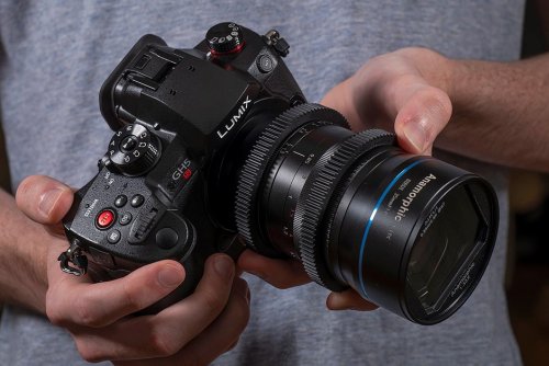 How does anamorphic photography work?