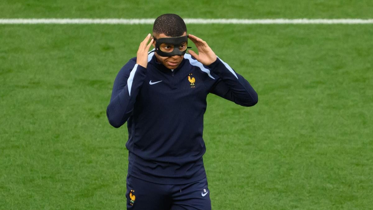 Euro 2024 : Kylian Mbappé aurait demandé à jouer sans masque