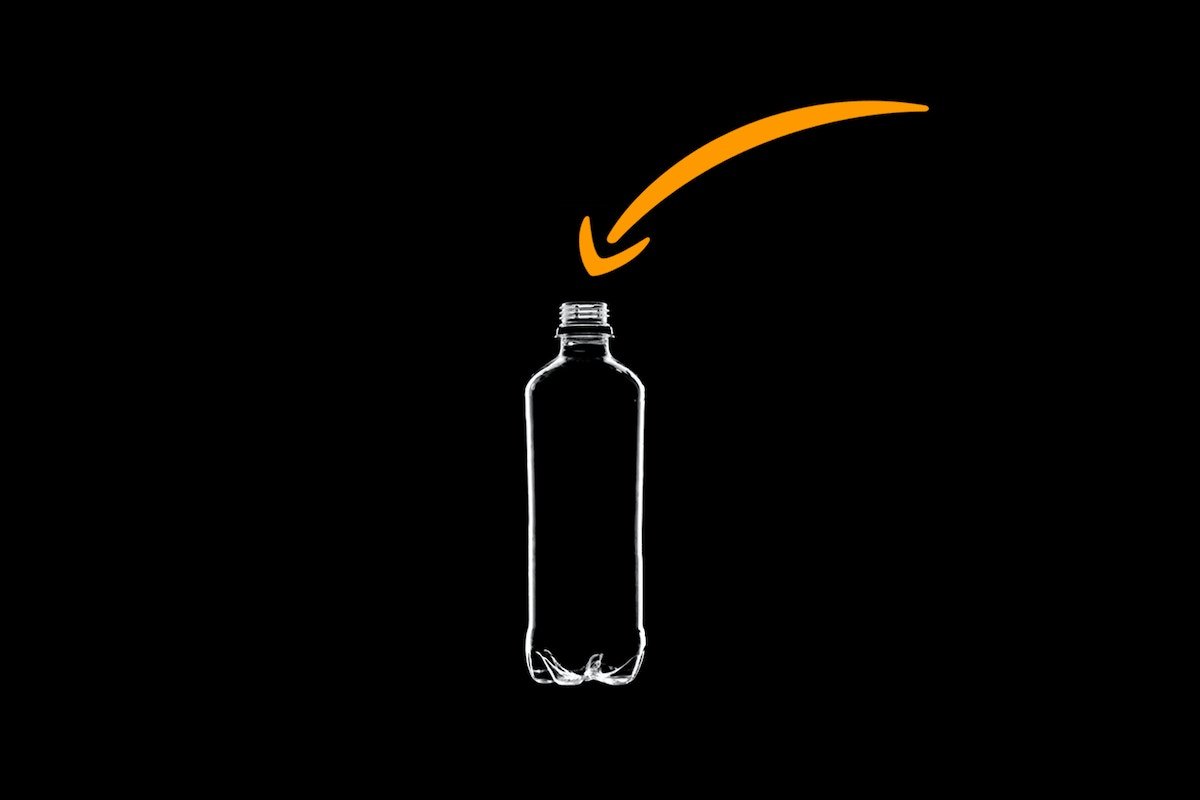 Documents Show Amazon Is Aware Drivers Pee in Bottles and Even Defecate En Route, Despite Company Denial