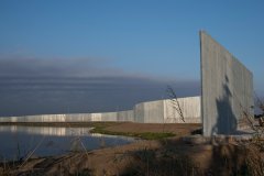 Discover the border wall