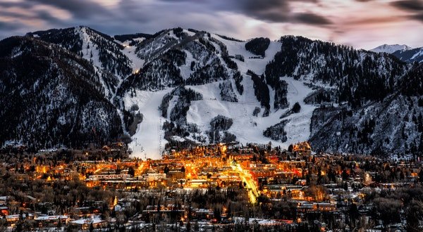 Where to Go Skiing and Snowboarding in Colorado