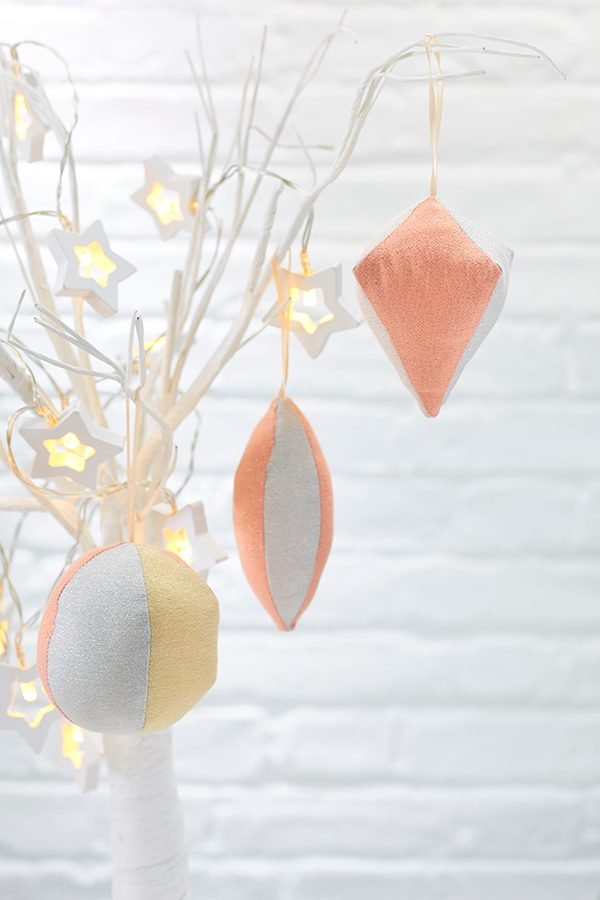 How to sew your own Christmas tree baubles