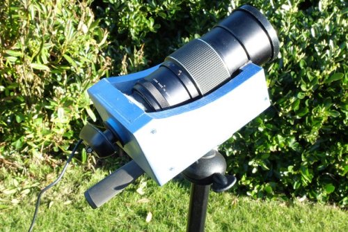 Photograph the night sky with a webcam scope