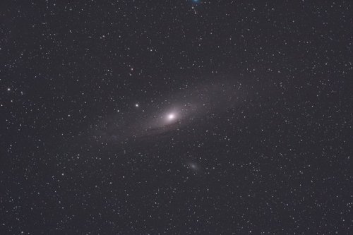 How to photograph the Andromeda galaxy with a DSLR camera