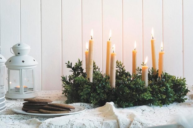 Make a Scandinavian Lucia evergreen table wreath for Christmas