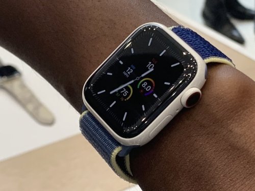 Apple Watch Series 6 comes in new colors