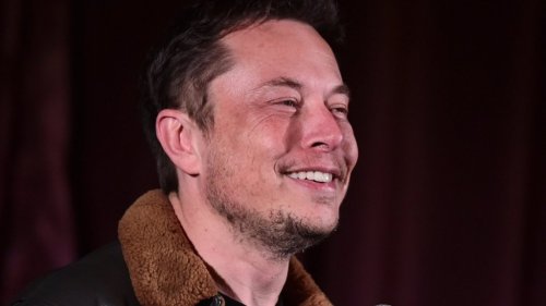 Elon Musk's Management Advice Is So Brilliant That I Threw Away 37 Business Books