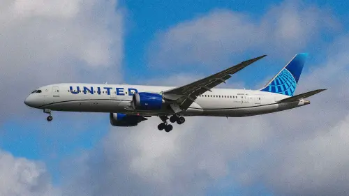United Airlines Just Sent a Very Important Email to 3.7 Million Customers. This 1 Word Mattered Most