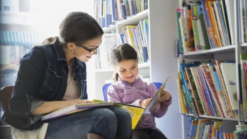 Want to Raise Successful Kids? Neuroscience Says Read to Them Like This (but Most Parents Don't)
