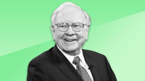 Warren Buffett Says You Will Avoid Disaster if You Live by This 1 Simple Rule