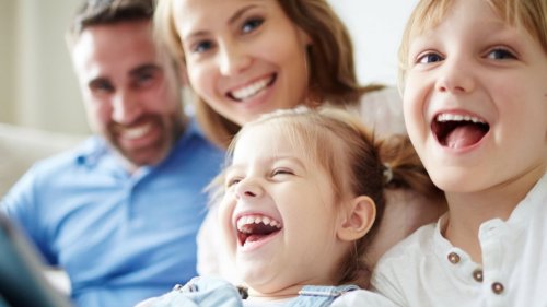 Science Says Happier People Are Raised by Parents Who Do This 1 Thing