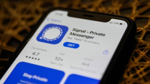 who owns signal app stock