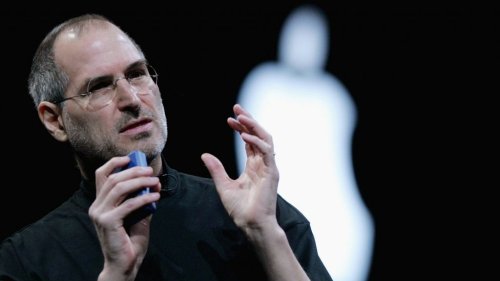 Steve Jobs Was the World's Greatest Salesman Because He Answered the 1 Question on Everyone's Mind
