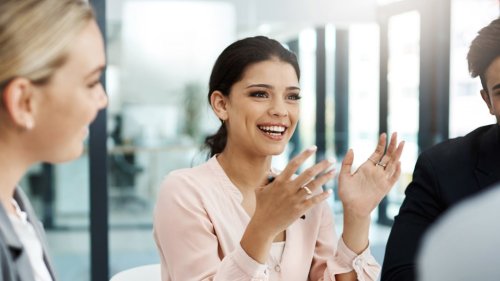 4 Rare Workplace Habits of Exceptionally Happy Employees