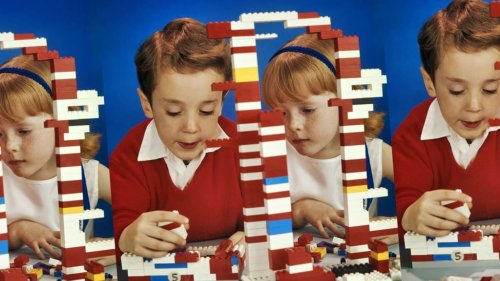 The Internet Is Going Wild for a 1970s Lego Instruction Pamphlet. It's a Fantastic Lesson in Marketing (and Parenting)