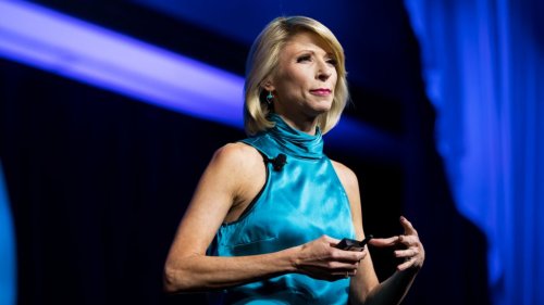 How to Build the Confidence You Need to Be an Effective Leader, According to Body-Language Expert Amy Cuddy