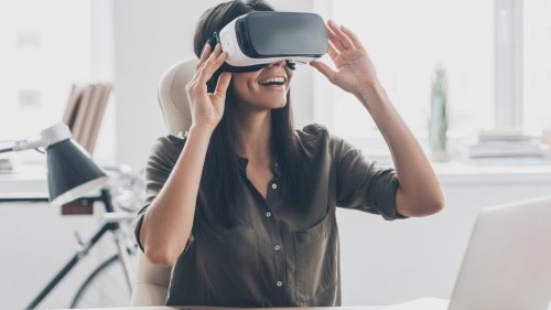 How AR and VR Technology Can Directly Benefit Your Business in 2018