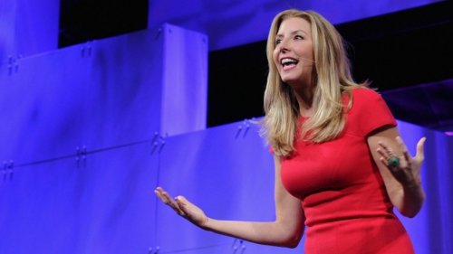 Billionaire CEO Sara Blakely Says These 7 Words Are the Best Career Advice She Ever Got