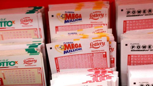 You May Not Win This Weekend's Mega Millions or Powerball, but Science Says If You Play, You Might Live a Little Longer
