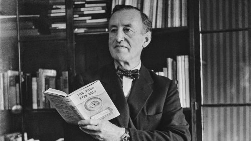 Genius Creator Ian Fleming Wrote Each of the James Bond Books in Less Than 2 Weeks by Using the Rule of Forced Boredom