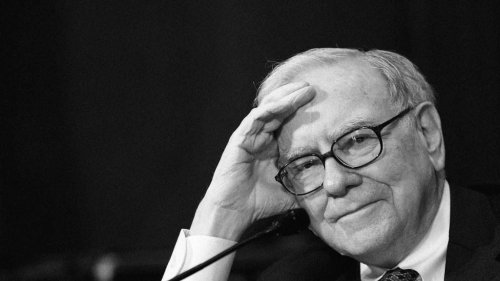 Warren Buffett Says 'Your Life Is a Disaster' if You Don't Live by This 1 Measure of Success