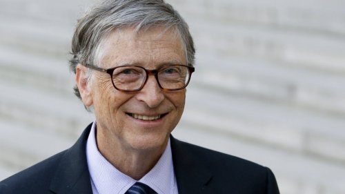 Bill Gates Just Shared a Brutal Truth Very Few People Are Willing to Admit. It All Goes Back to a Decision He Announced on January 13, 2000