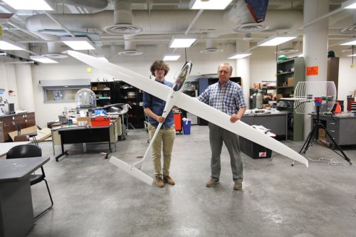 Motorless sailplanes could explore Martian surface for days at a time