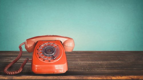 Make Life Hell for Telemarketers, With This Brilliantly Simple Trick. (It's Actually Kind of Fun)