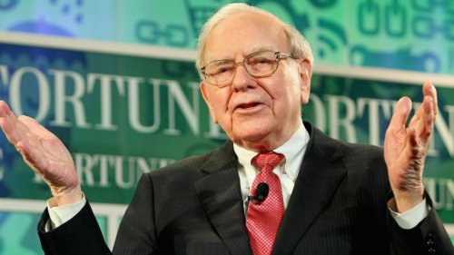 Warren Buffett Once Told a 14-Year-Old Kid the Secret to Success in 1 Simple Sentence