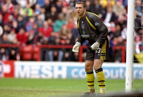 Former Arsenal goalkeeper Alan Miller dies aged 51