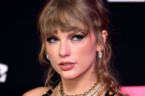 Taylor Swift fans targeted by surge in concert ticket scams, major bank warns