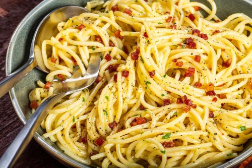 How to make spaghetti carbonara, the speedy, cheesy, beloved Roman pasta