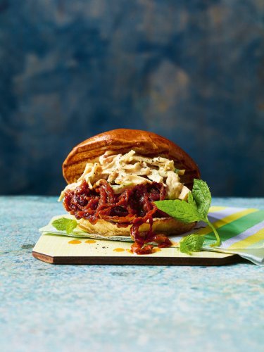 How to turn leftover banana skins into a delicious ‘pulled pork’ burger. No, really...