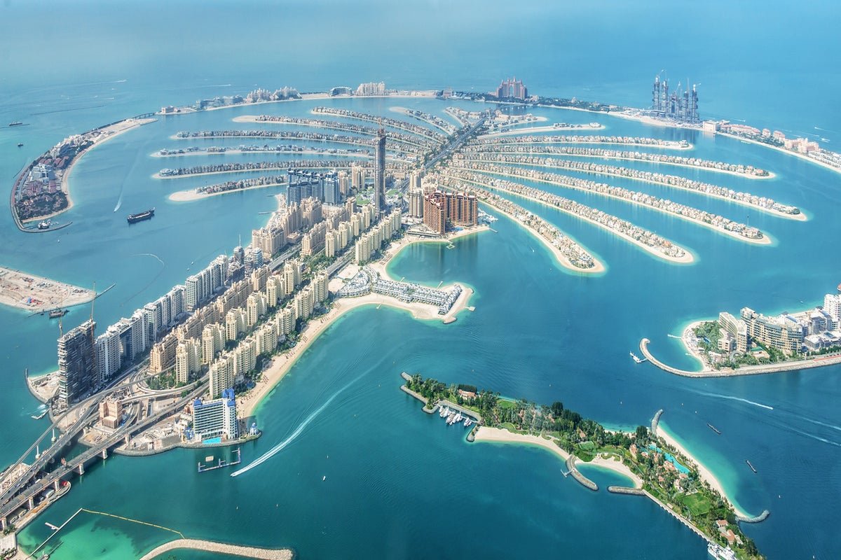 Dubai has offers residents £600 to invite tourists to region