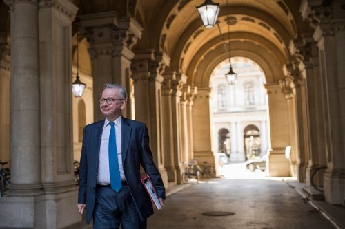 More than 1,000 civil service jobs to be relocated to Scotland, government says