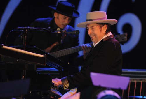 Bob Dylan sells his entire recording catalogue to Sony