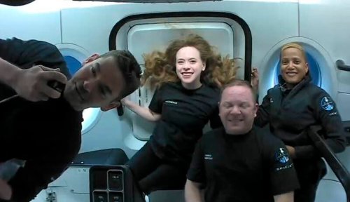 SpaceX Inspiration4 mission successfully arrives back on Earth
