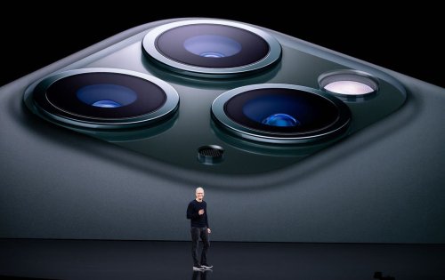Huge new iPhone update now available to download