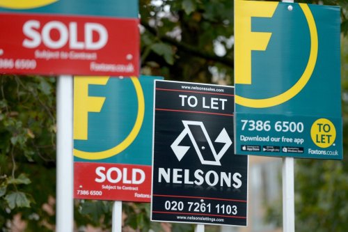 Average UK house price dips by 0.6% month on month as stamp duty deadline passes