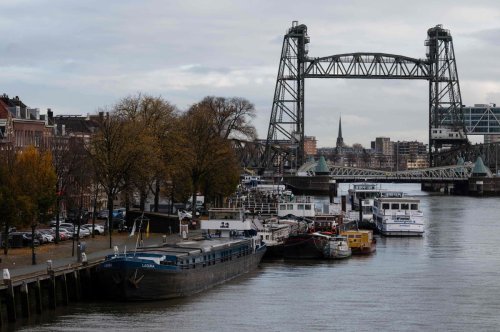 Jeff Bezos’ $500m superyacht stuck after firm decides against dismantling historic Dutch bridge, says report